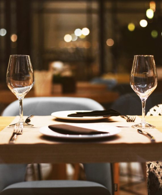 Behind the Kitchen — Tour & Degustación